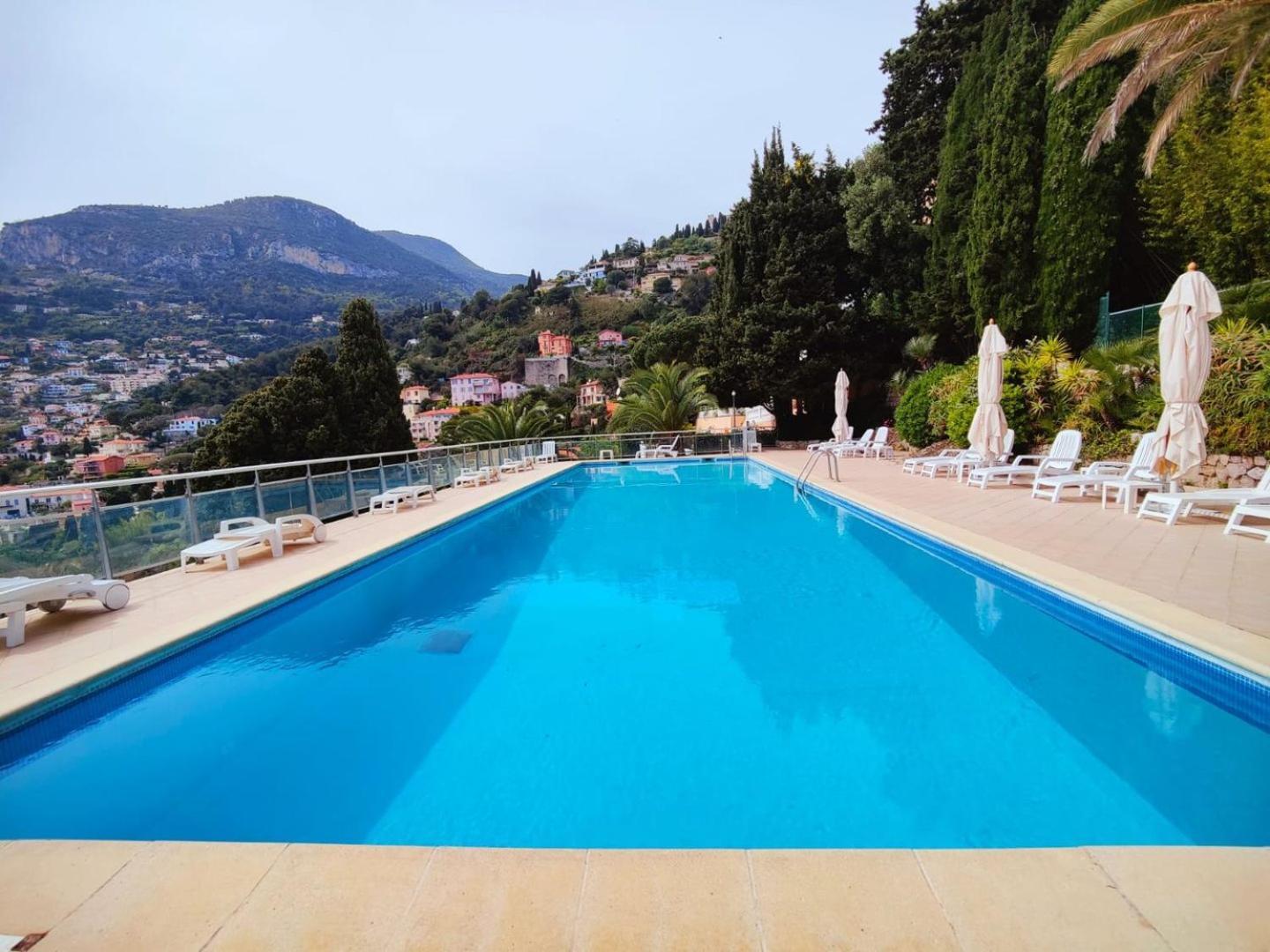 Le Coq Massolin Roquebrune-Cap-Martin Exterior photo